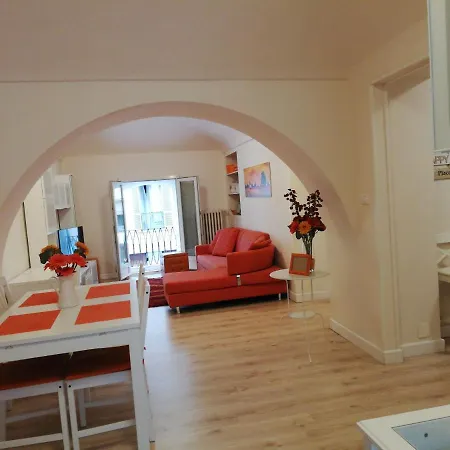 Quadrilocale Eli 6 Centralissimo Zona Piazza Bodoni アパート